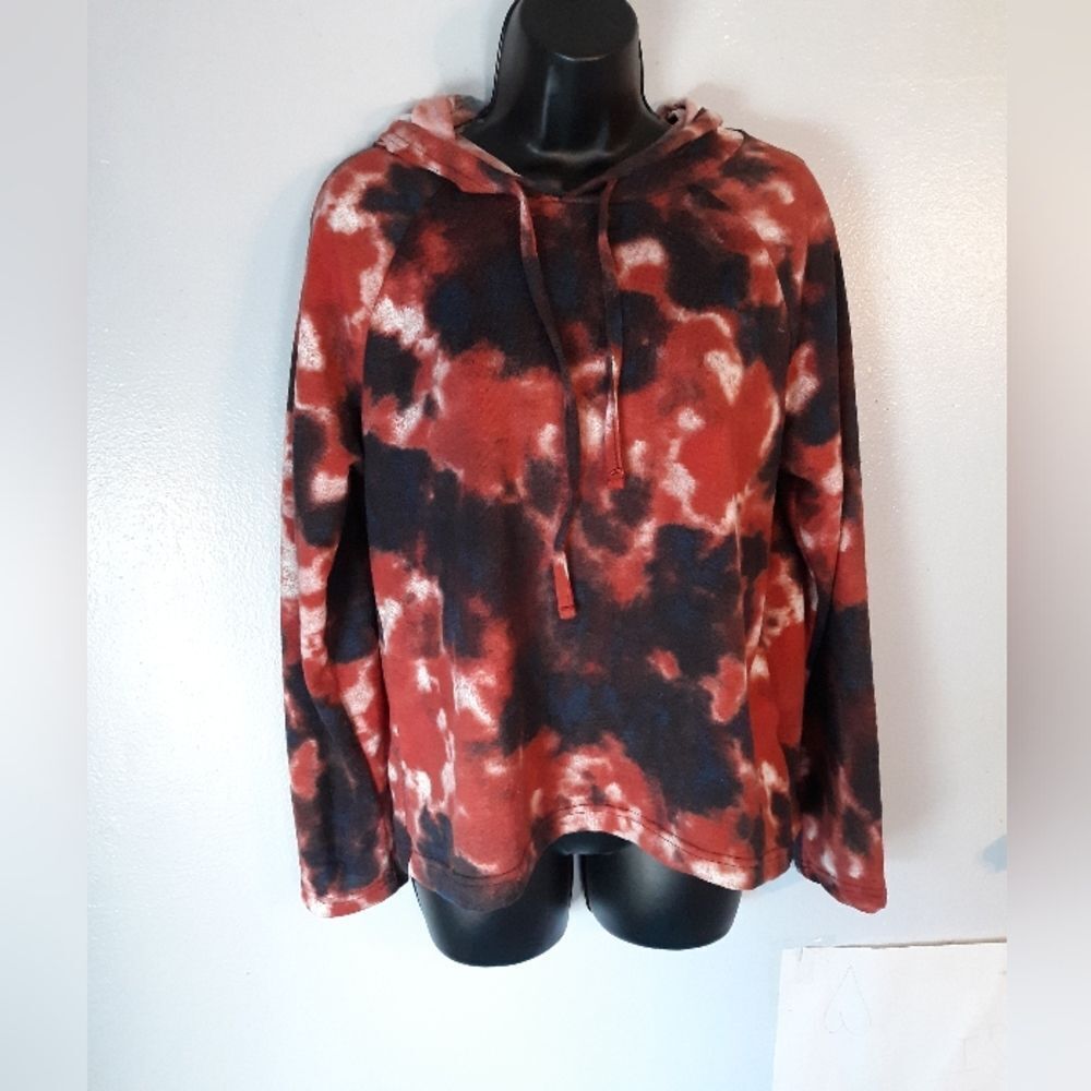 Madison + Hudson lightweight tie dye hoodie